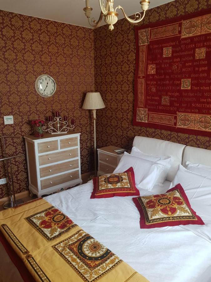 Red Lux Budva
