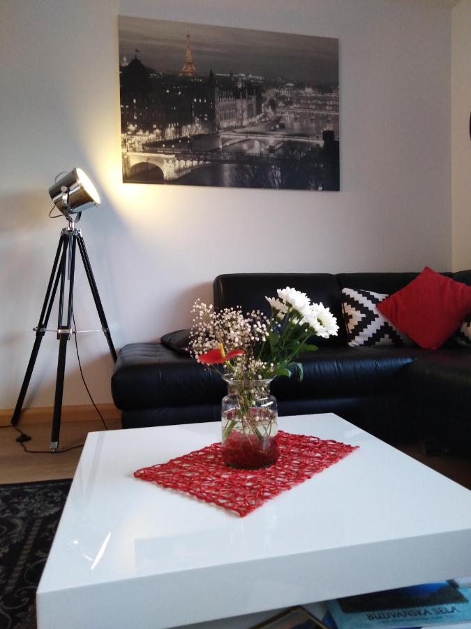 Apartment Red Lux Budva