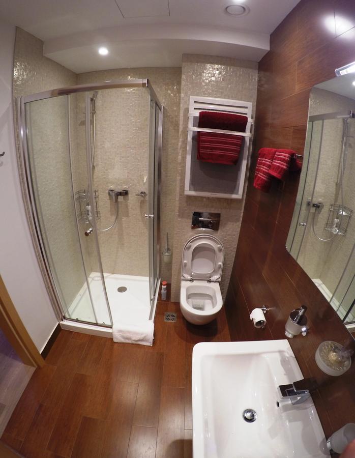 Apartment Red Lux