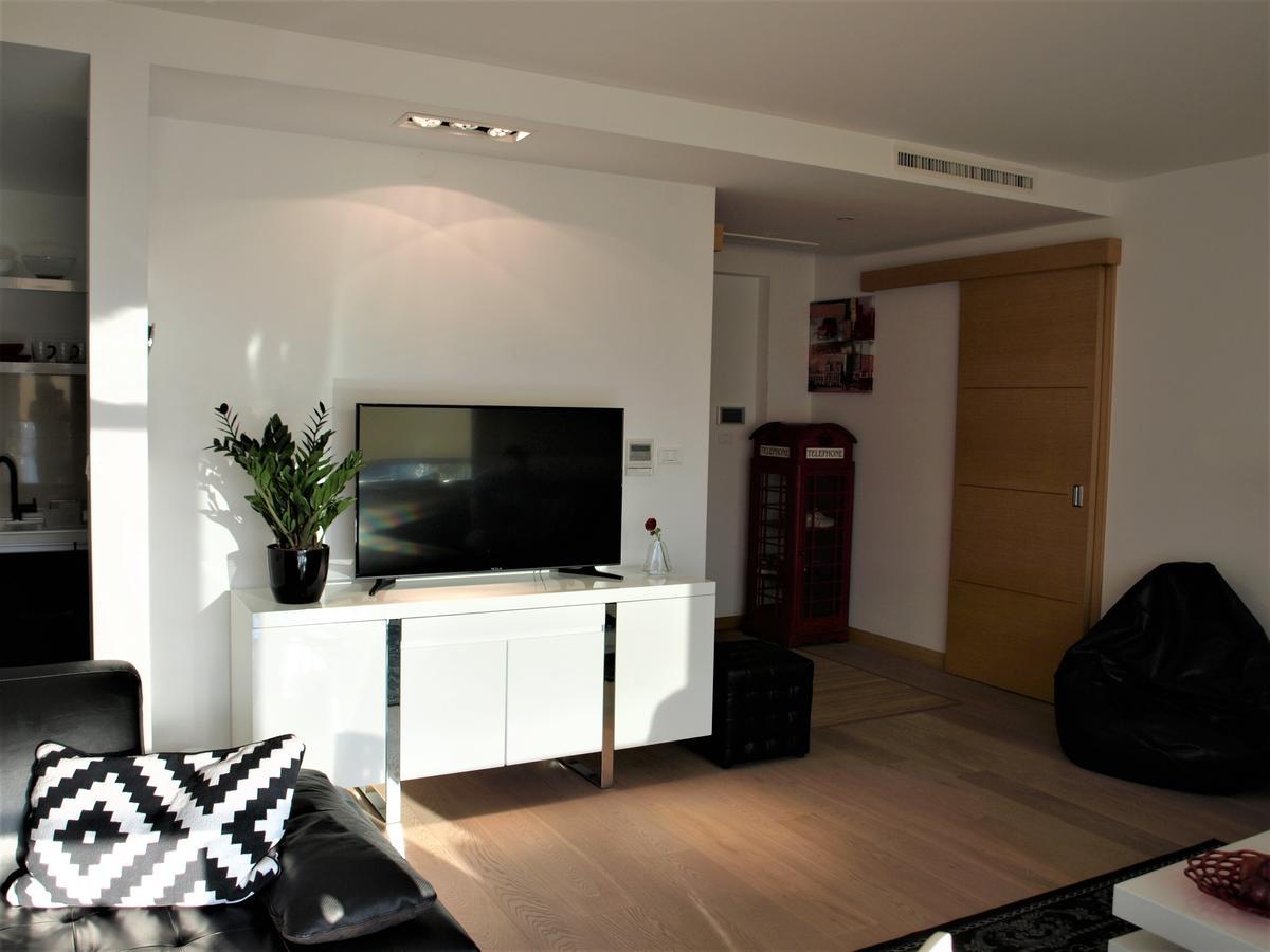 Red Lux Apartment Budva